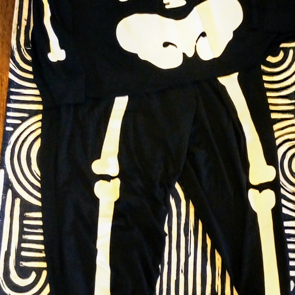 Celebrate It Black and White Glow In The Dark Skeleton Pajama Set